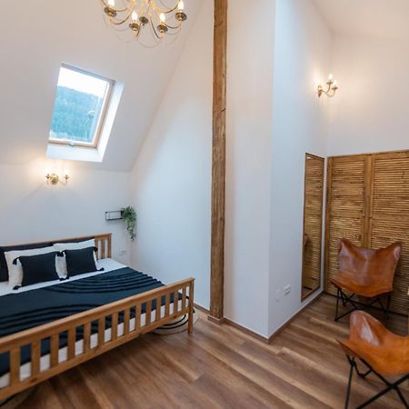 Fernweh Haus Brasov Hotel Quarto foto